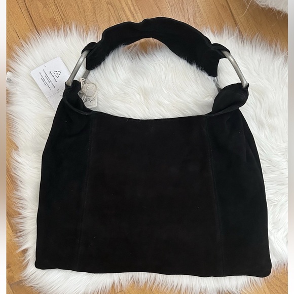 Free People Bobbi Suede Slouch Tote in Black NWT - Picture 3 of 15